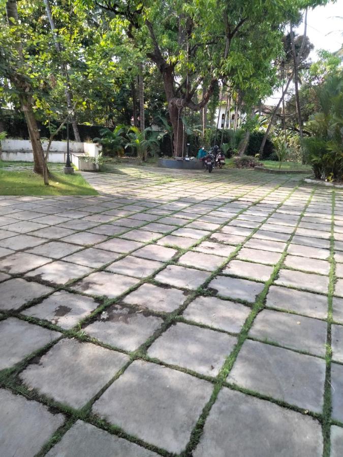 Mother'S Inn Homestay Kochi Exterior photo